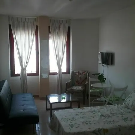 Nat Triana Apartment *