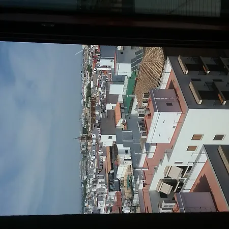 Nat Triana Apartment